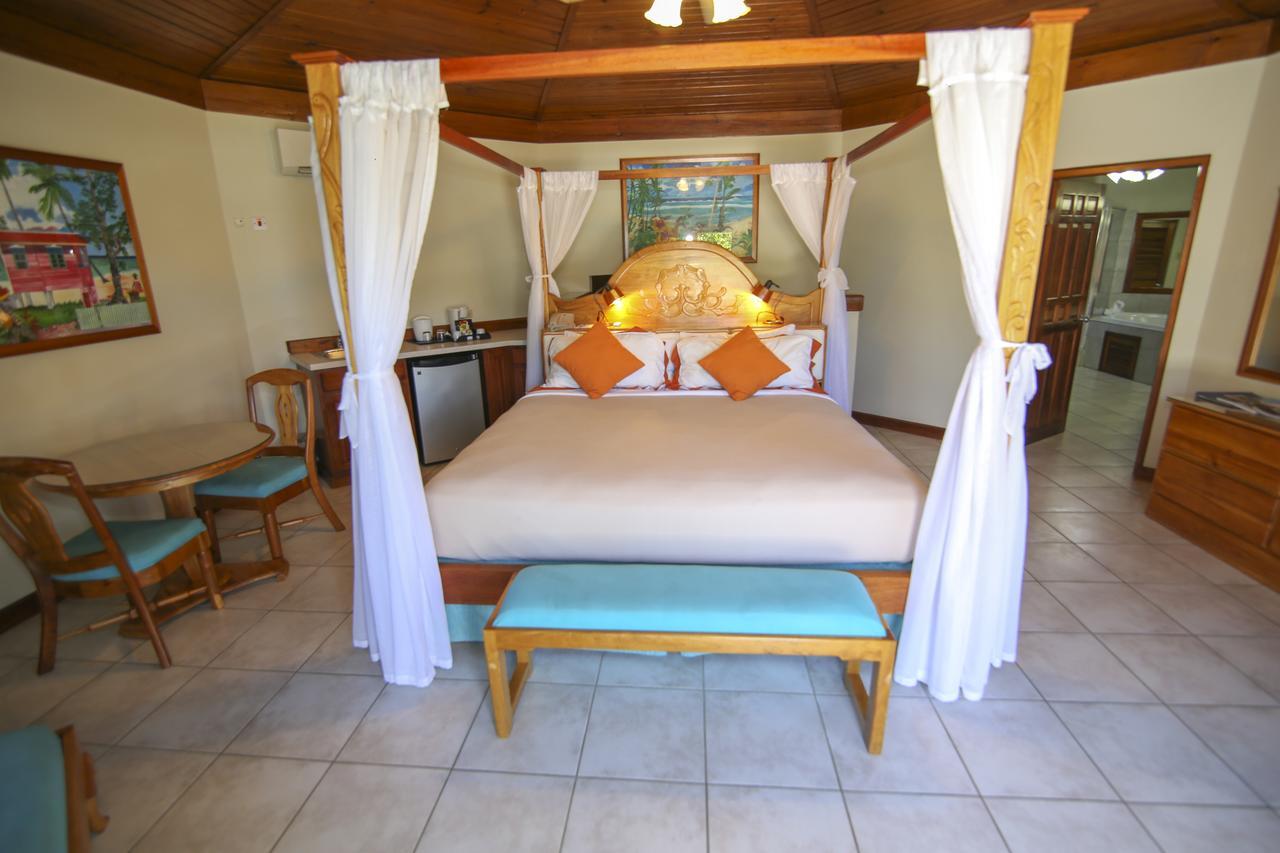 Honeymoon Suite